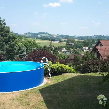 Comfortable, Spacious With Landscaped Garden And Large Terrace *